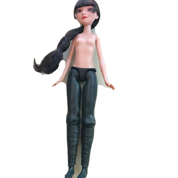 Disney Frozen II Honeymaren Doll To Dress Retired - Picture 2 of 6